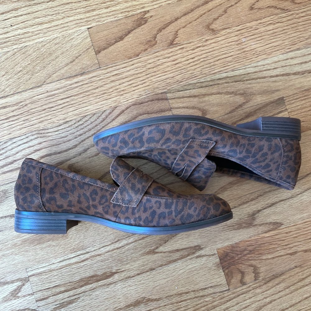 clarks trish rose penny loafer